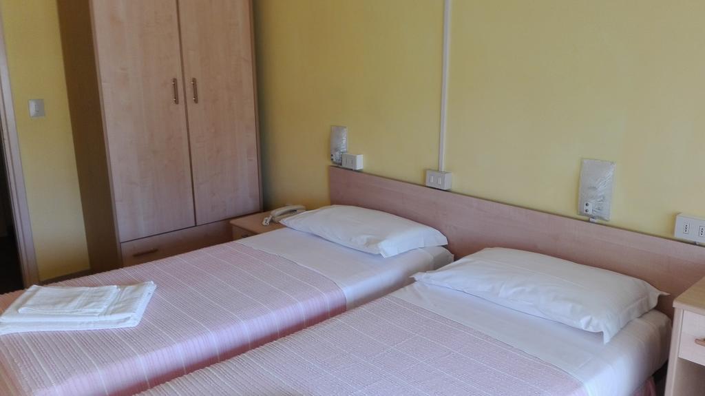 Hotel Ninfea Cervia Buitenkant foto