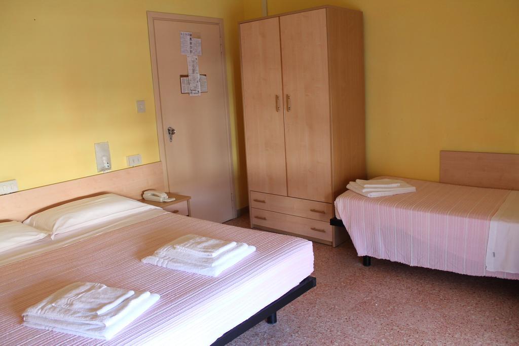 Hotel Ninfea Cervia Buitenkant foto