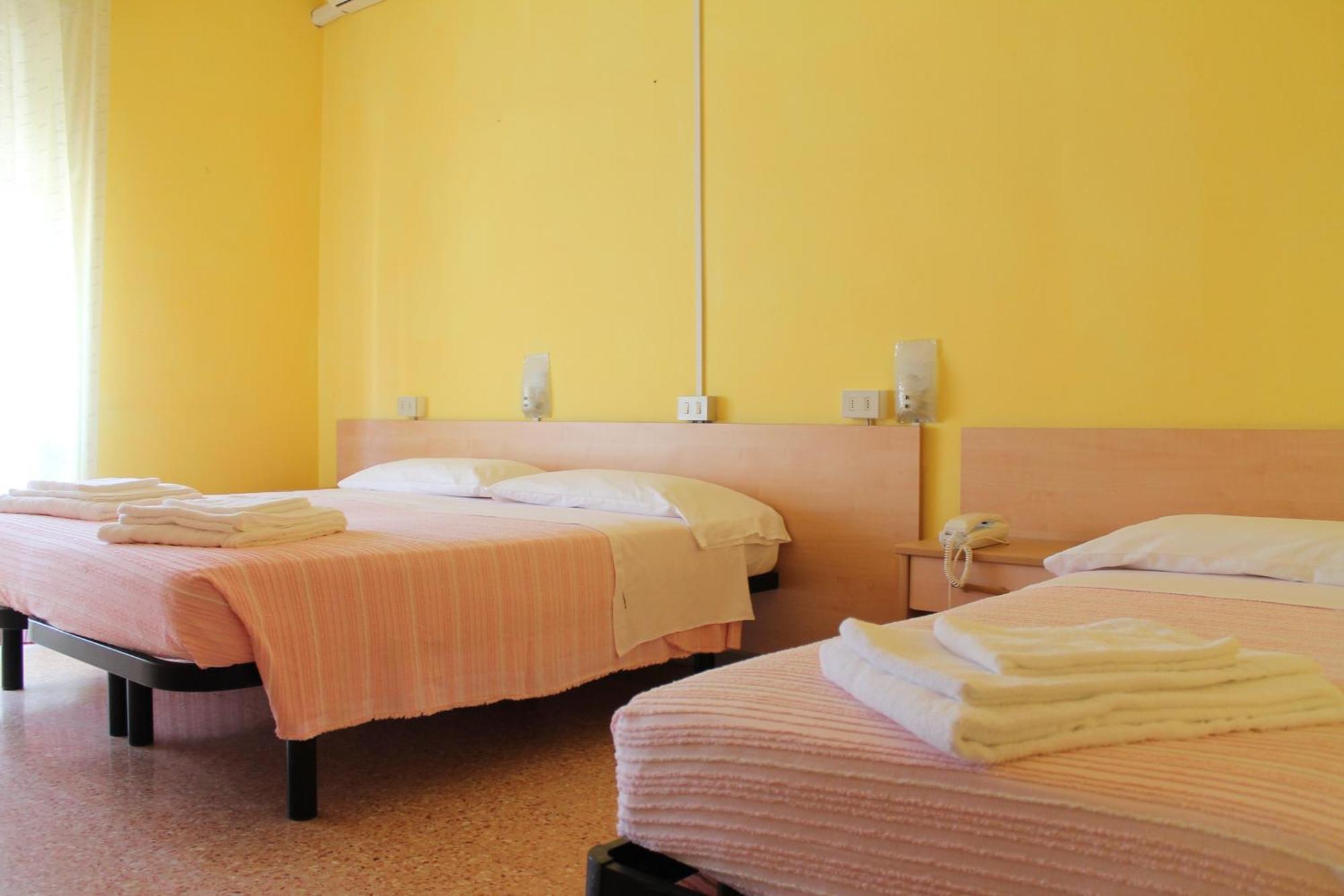 Hotel Ninfea Cervia Buitenkant foto