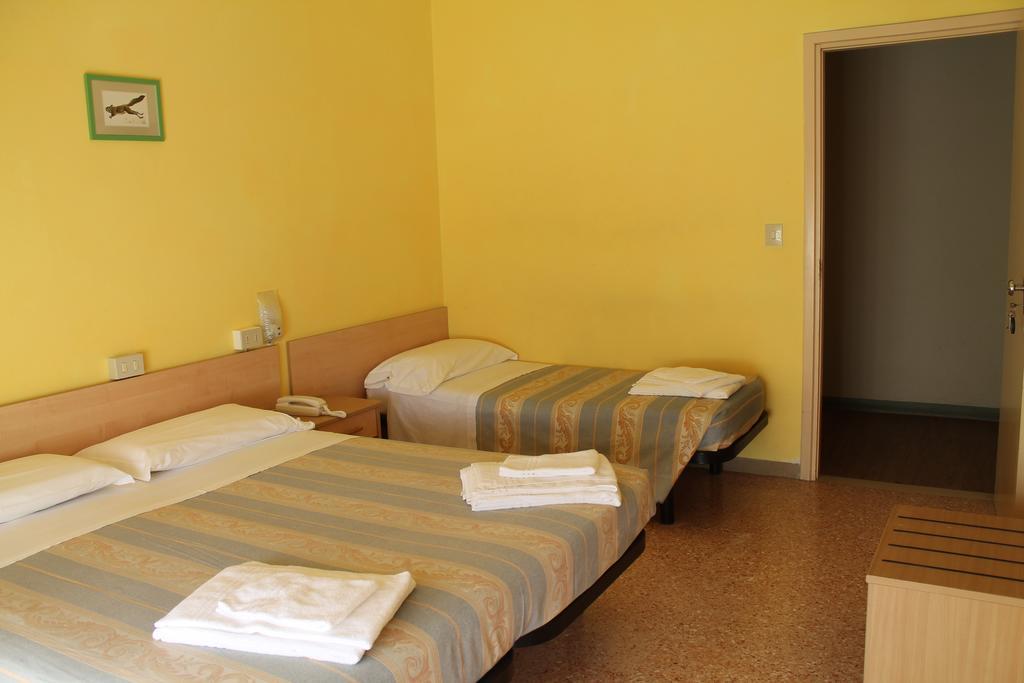 Hotel Ninfea Cervia Buitenkant foto