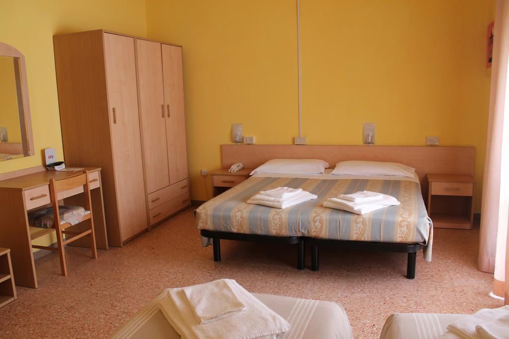Hotel Ninfea Cervia Buitenkant foto