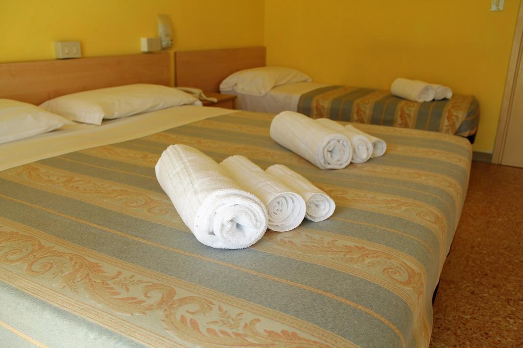 Hotel Ninfea Cervia Buitenkant foto