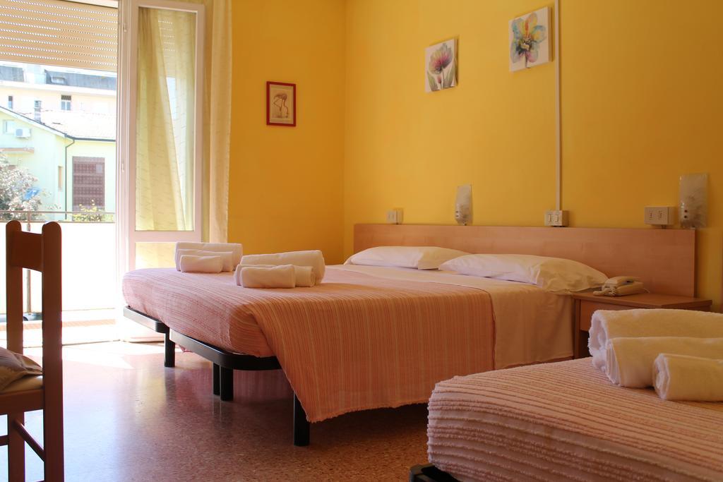 Hotel Ninfea Cervia Buitenkant foto