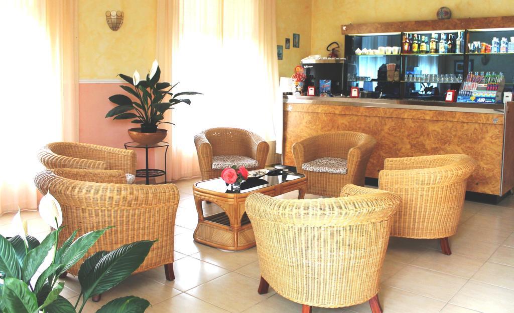 Hotel Ninfea Cervia Buitenkant foto