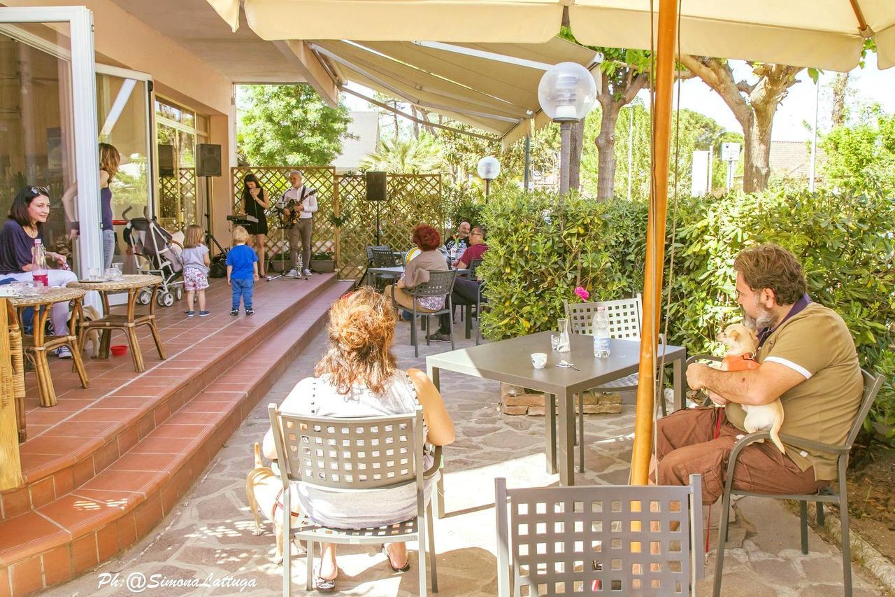 Hotel Ninfea Cervia Buitenkant foto