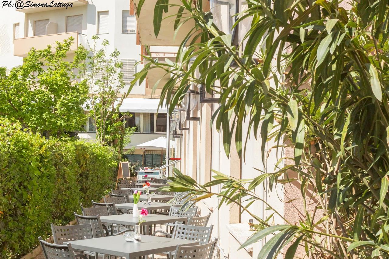 Hotel Ninfea Cervia Buitenkant foto