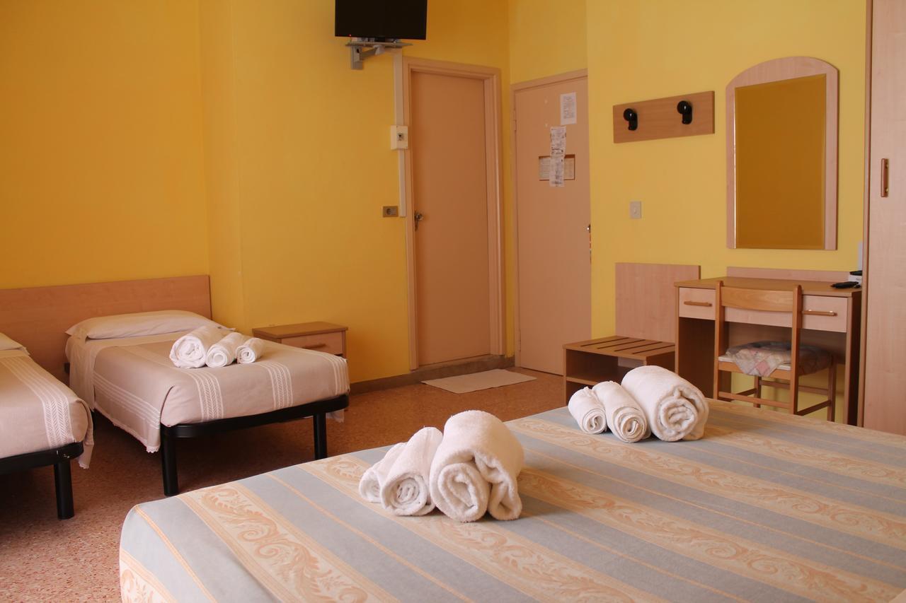 Hotel Ninfea Cervia Buitenkant foto
