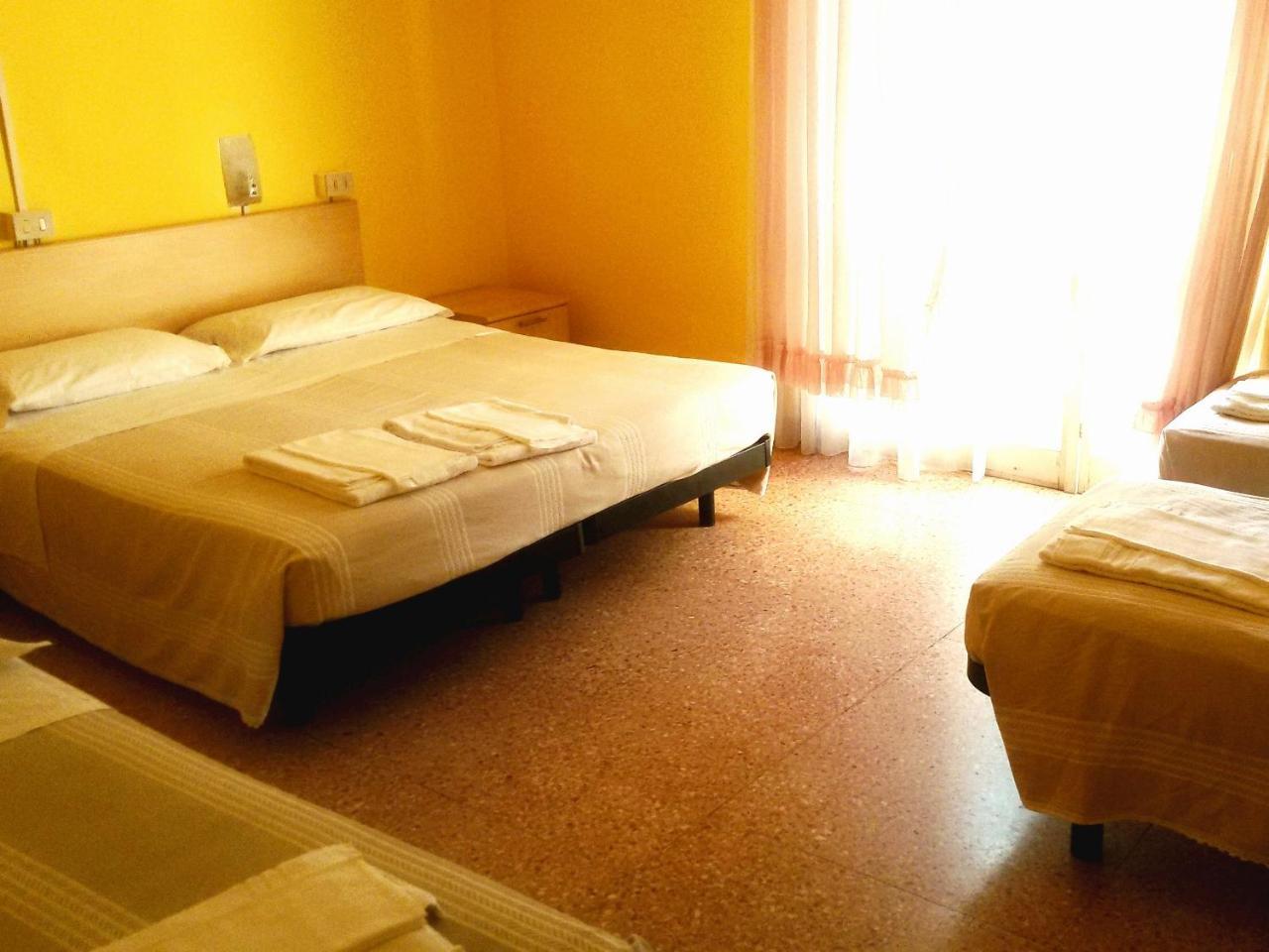 Hotel Ninfea Cervia Buitenkant foto