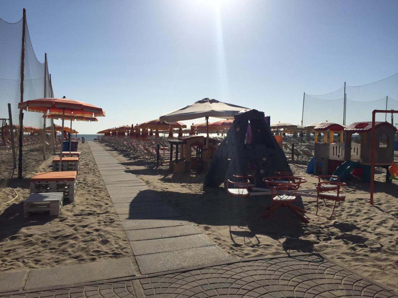 Hotel Ninfea Cervia Buitenkant foto